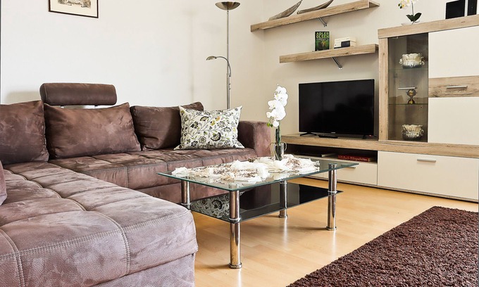 Celle Apartment | Stadtnah mit Terrasse und Gartenruhe Direkt am Naturschutzgebiet