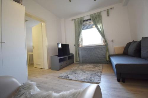 Rhein-Erft-Kreis District Apartment | Stadtparadies in Köln- Frechen