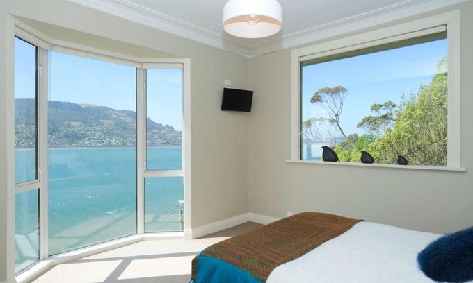 Dunedin Villa | Stairway to heaven