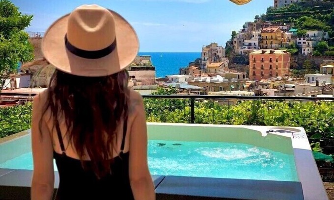 Minori Villa | Standard Apartment, Solarium and SeaView Hot Tub