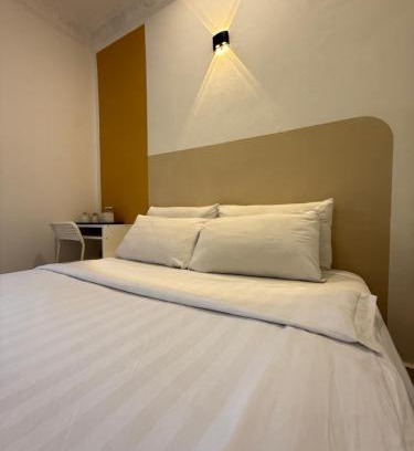 Kampung Bukit Tok Bat Hotel | STANDARD ROOM for 2Pax at Anggerik Impian Hotel Kuala Berang