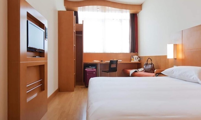 Al Maqta Apartment | Standard Room Near Rabdan Majlis By E R