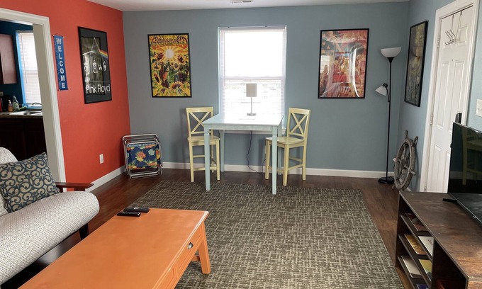 Northeast Virginia Beach Apartment | Standing on the Moon One Block to the Beach