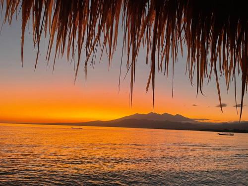 Gili Air Hotel | Star Bar and Bungalows