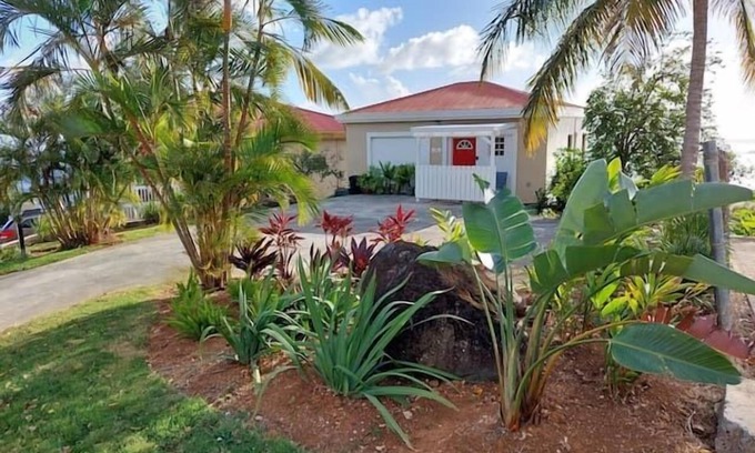 Estate Solberg Apartment | STAR FRUIT Apartment for work or getaway