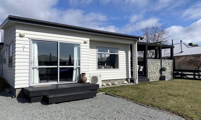 Twizel House | Star Gaze on Rhoboro Rd