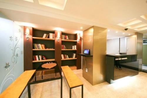 Sogong-dong House | Star Guest House