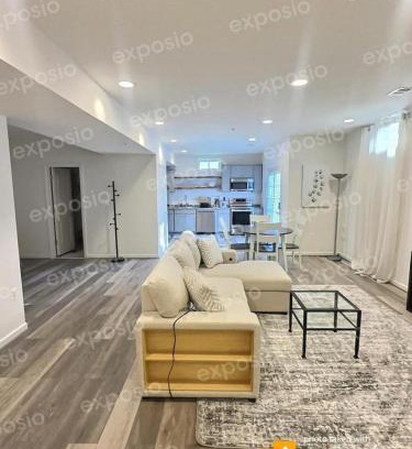 Wheaton-Glenmont Apartment | Star Light Retreat