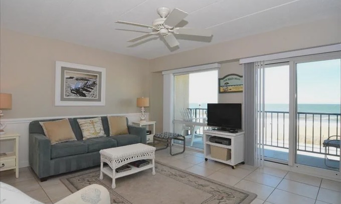 South Rehoboth Apartment | Star of the Sea 106 - Studio Apartment, Sleeps 4