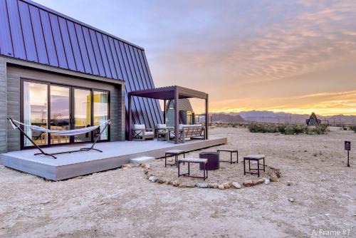 Study Butte-Terlingua House | Stardust Big Bend Luxury A-Frame#7 with a fab view