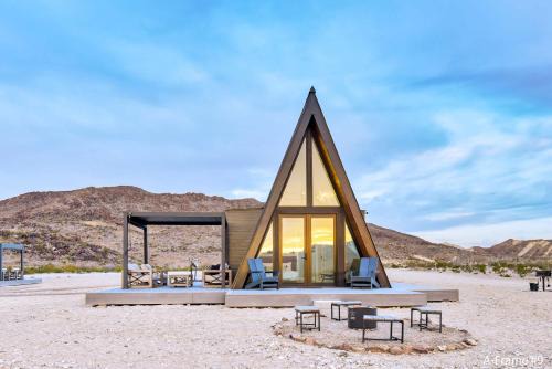 Study Butte-Terlingua Apartment | Stardust Big Bend Luxury A-Frame#9 with a fab view