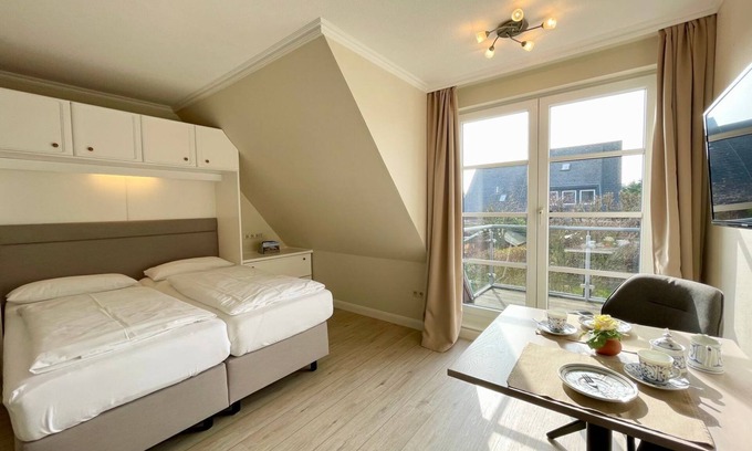 Tinnum Apartment | Starfish, 30sqm for up to 2 people - Haus an den Wiesen