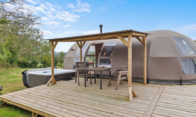 Narberth Cottage | Stargazer 2 (Sleeps 2)