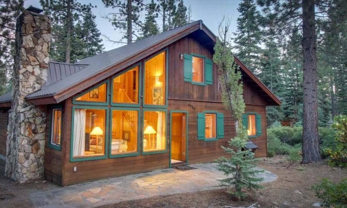 Ridgewood House | Stargazer Chalet in Carnelian Bay