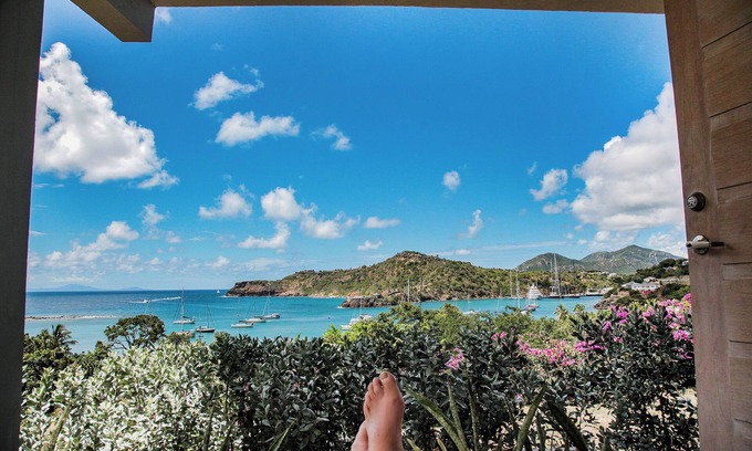 Freemans Bay Apartment | STARLIGHT: GORGEOUS VIEWS OF THE BEACH, FORT BERKLEY & MONTSERRAT