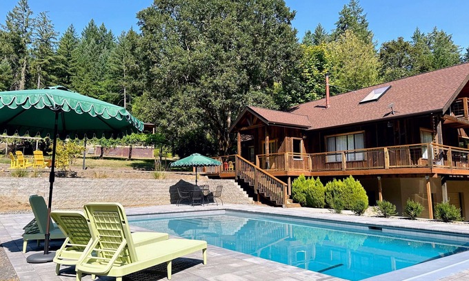 Gaston House | Starlight Lodge with Private Pool & Game Room