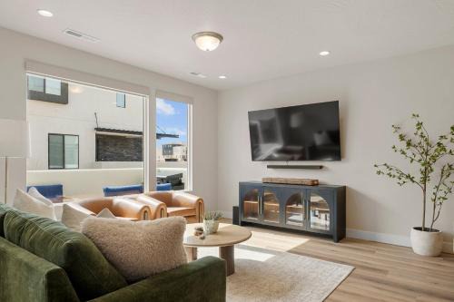 St. George House | Starlight Sanctuary townhouse