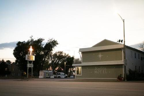 Springfield Hotel | Starlite Motel