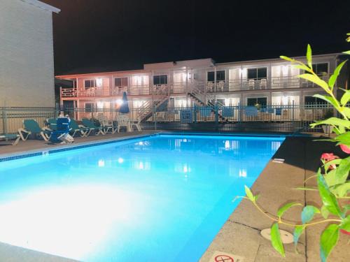 Wisconsin Dells Hotel | Starlite Motel