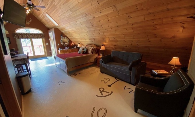 Platte County Apartment | Starry Nights! Private stay by Guernsey State Park
