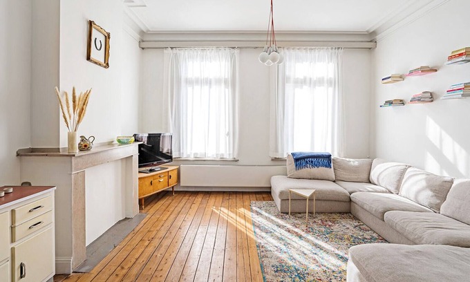 Berchem House | STATIE 72: 'Spacious'~'Comfortable' Vacation house~' 10min city center