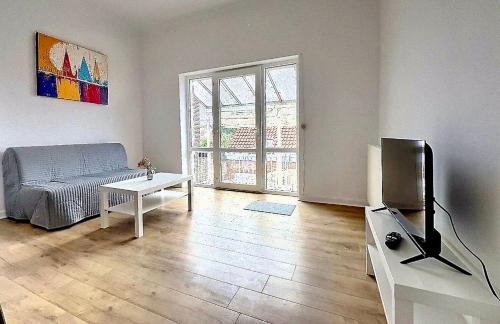 Ransart Apartment | Station 82A Charleroi-airport