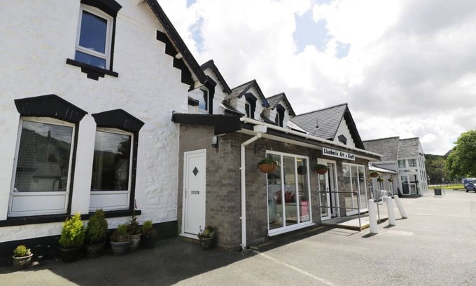 Gallt Y Foel Apartment | STATION APARTMENT, family friendly in Llanberis