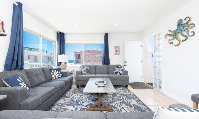 West Newport Condo | Stay 1 House from the Sand! | King Beds Only | Two Patios | Ocean Views!