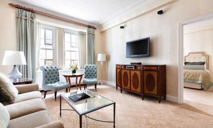Central Park South Hotel | Stay Amid New York Icons: Central Park at Your Door | 4 Units