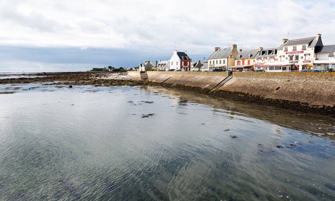 Saint-Guenole Apartment | Stay at 6 - 400m from the fishing port of St Guénolé