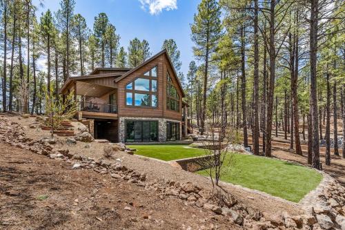 Baderville House | Stay at Coyote Pass