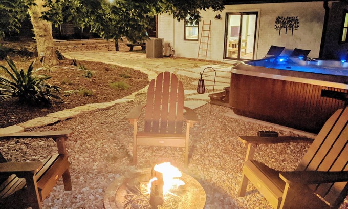 Fredericksburg House | Stay close to history in Fredericksburg, steps away from Main Street.