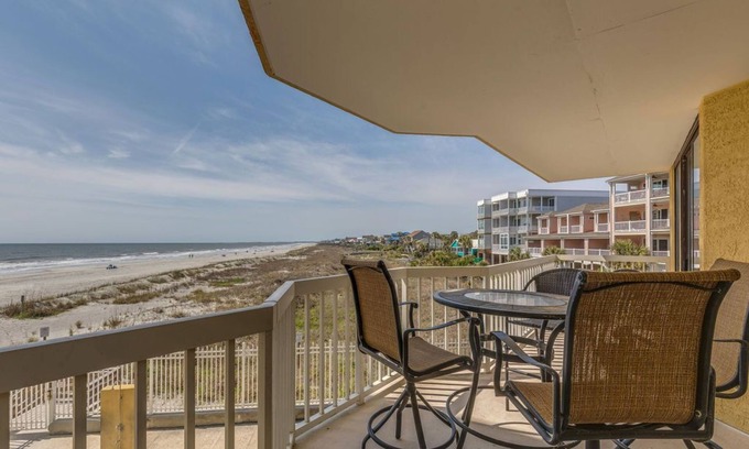 Folly Beach Condo | Stay @ Flamingo Sunset on Folly Beach