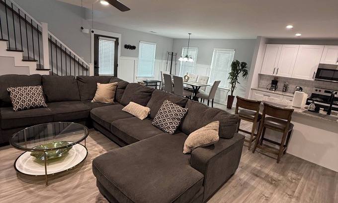 Snellville House | Stay in a new modern townhouse. Sleeps 10.