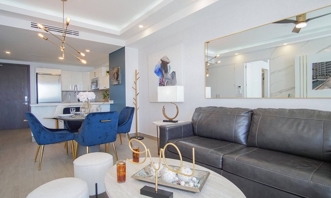 Puerto Penasco Condo | Stay in Luxury/Splash in New Lazy River this Winter Encanatame Towers 903