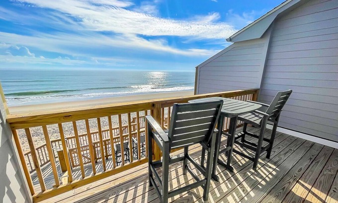 Surf City House | Stay & Play at 904-B Turtle Cove - Ocean Dune!
