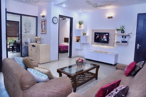 Hari Nagar Bed & Breakfast | Stay Royal Bed & Breakfast