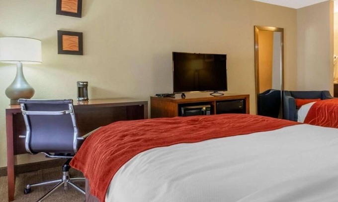 Albuquerque House | Stay Steps from the Airport with Easy Access to UNM and Downtown ABQ - 2 Units
