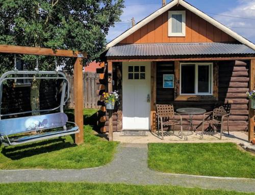 Twin Lakes House | Stay Twin Lakes Cabin 2