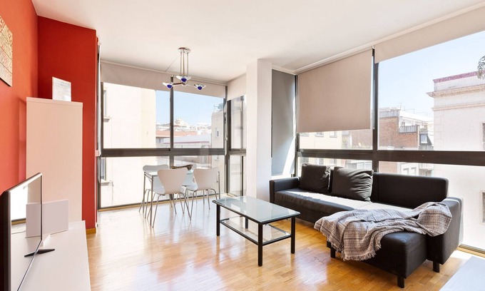 Sants-Badal Apartment | Stay U-nique Apartments Bonsoms
