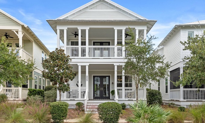 Santa Rosa Beach House | Stay Where You’re Cared For—NatureWalk Seagrove w/Zero-Entry Pool & 4 Bikes