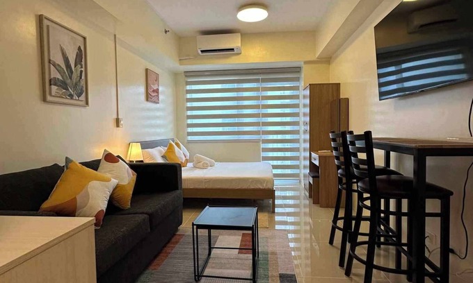 Bel-Air Condo | Stay, work and play in this fully furnished condo at the heart of Makati CBD.