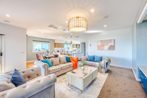 Clifton Springs House | StayAU Newly Coastal 5BR Escape with Pool Table
