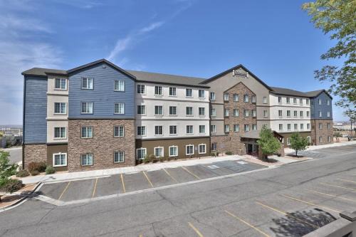 Albuquerque Hotel | Staybridge Suites - Albuquerque Airport by IHG