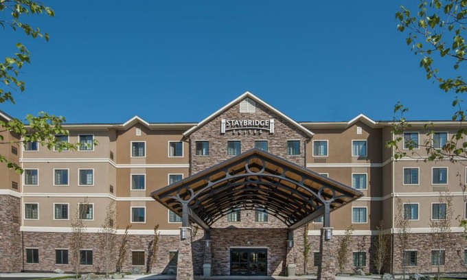 Midtown Anchorage Hotel | Staybridge Suites Anchorage by IHG