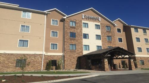 Merrillville Hotel | Staybridge Suites Merrillville by IHG