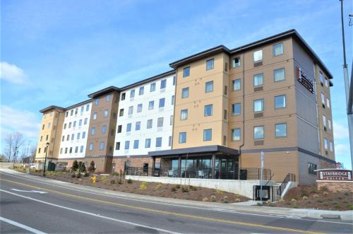 Hillsboro Hotel | Staybridge Suites - Orenco Station by IHG