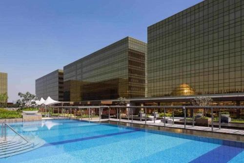 Bagong Pag-asa Hotel | STAYCATION City of Dreams, Solaire