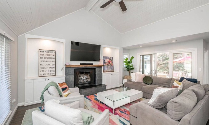 Hyde Park House | StayDelta | Hyde Park