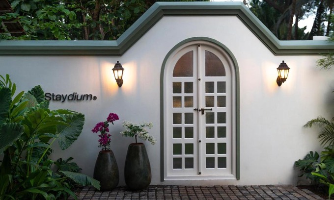 Kozhikode Resort | Staydium Bungalow Resort